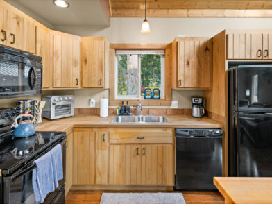 KH_03102025_BL_102 Stevens Pl-32